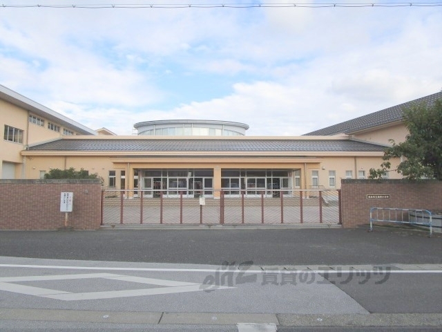 小学校　湯田小学校（小学校）まで550m