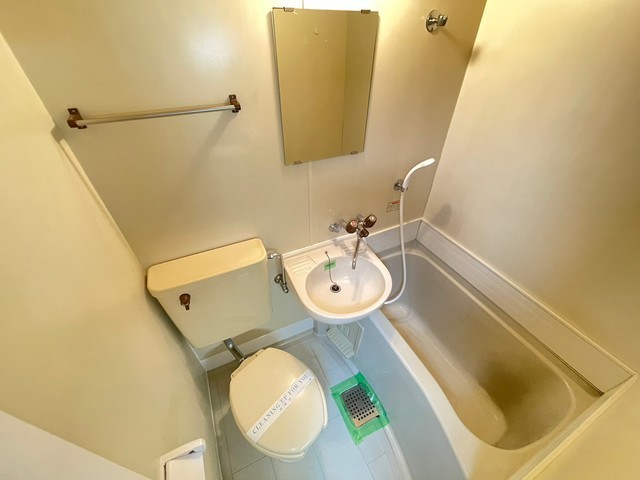 トイレ　別号室の写真です