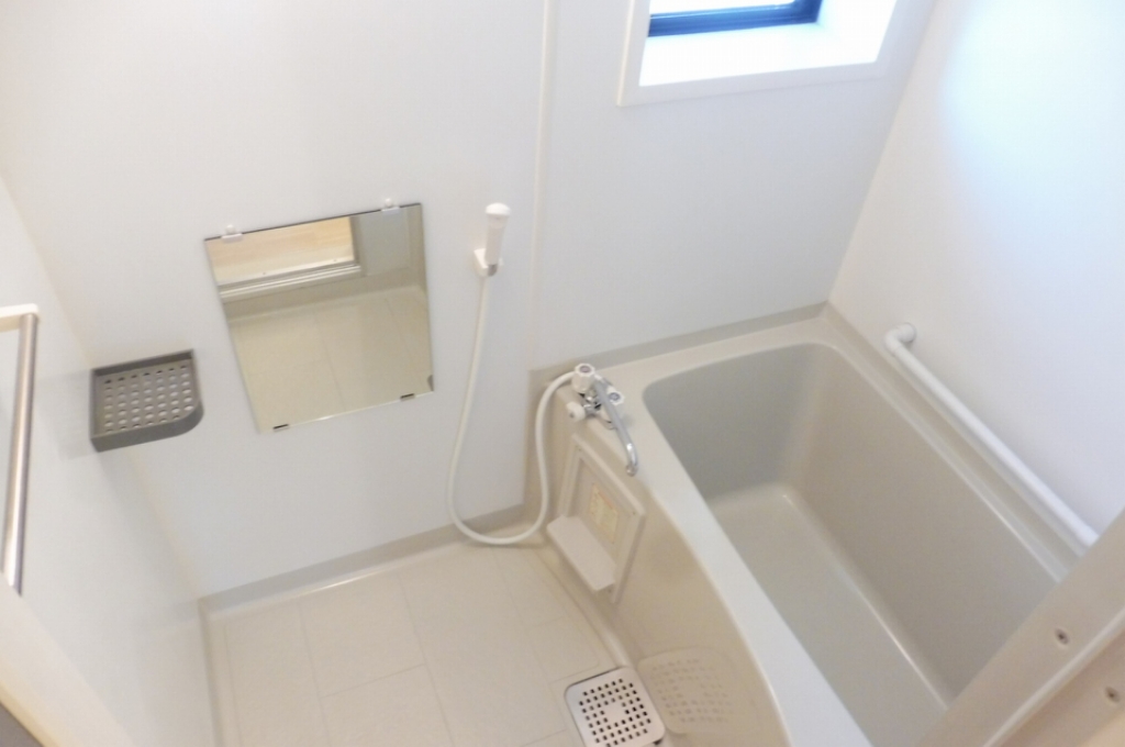 バス・シャワールーム　浴室