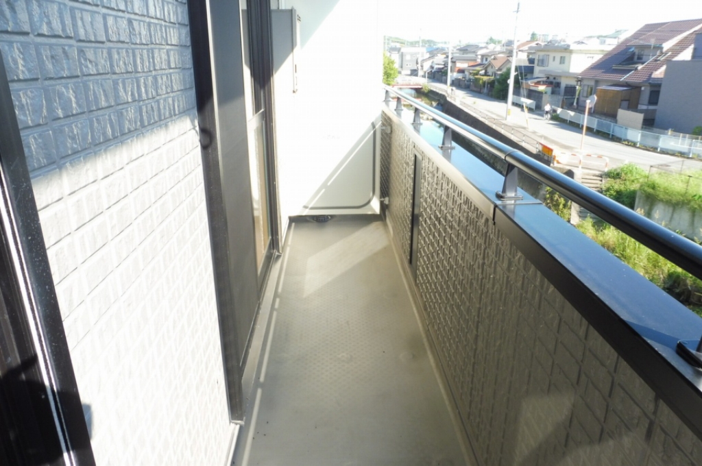 バルコニー　ベランダ