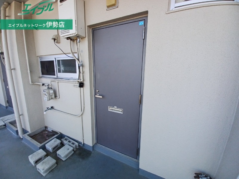 セキュリティ　同物件別部屋写真