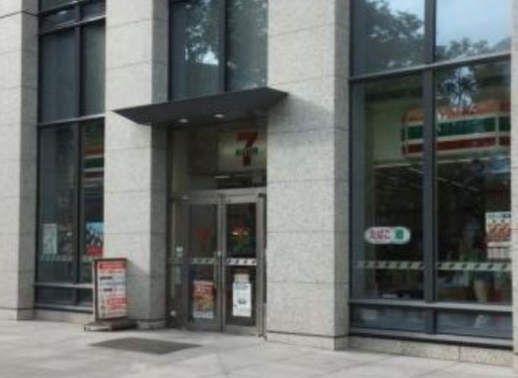 コンビニ　セブンイレブン（コンビニ）まで89m