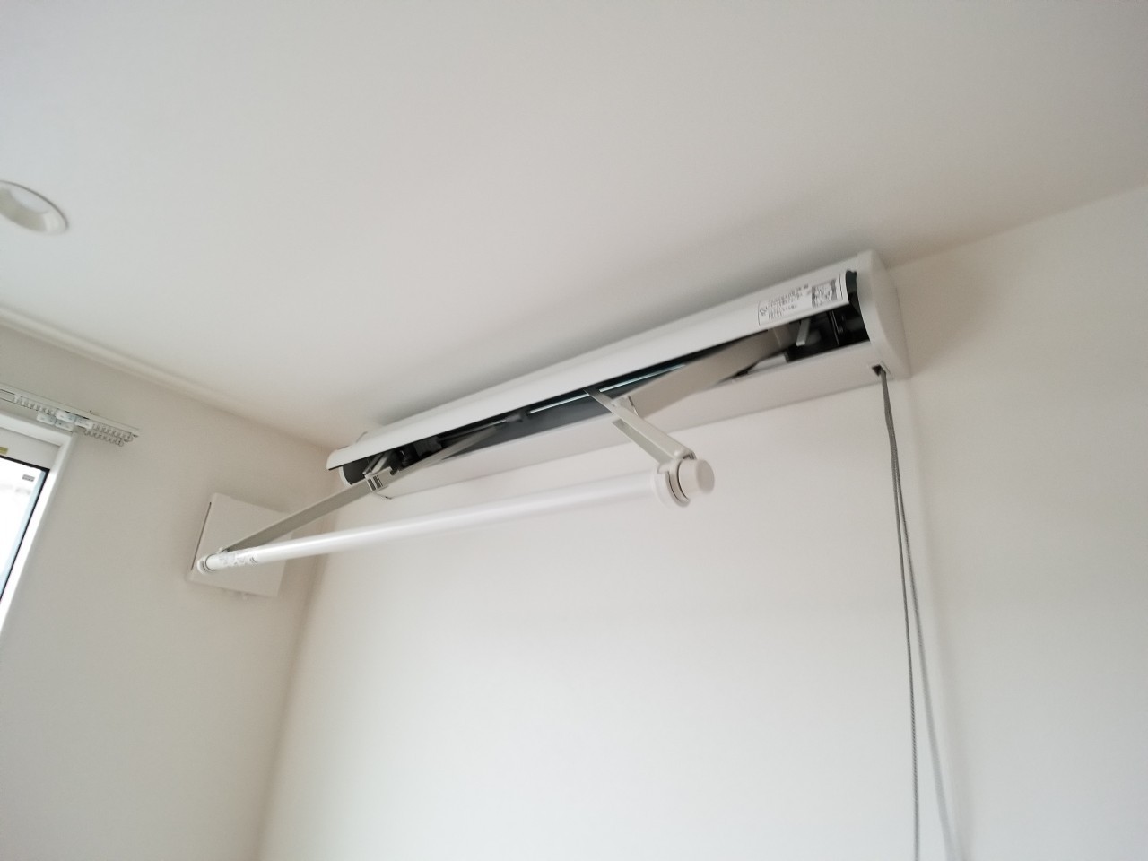 その他設備　室内物干し※同シリーズ物件の写真になります