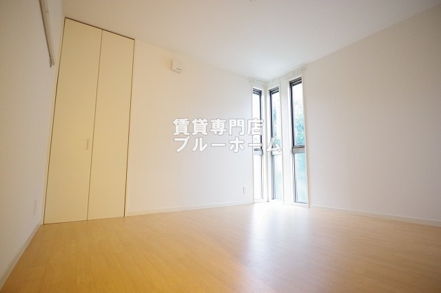 その他部屋・スペース　7帖の明るい洋室！