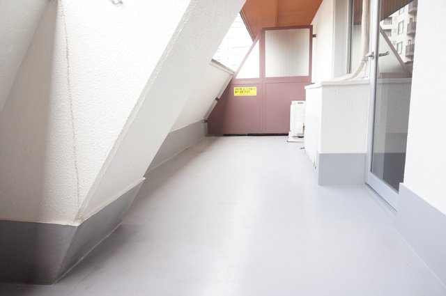 バルコニー　奥行きのあるバルコニーが人気♪洗濯物もたくさん干せます！