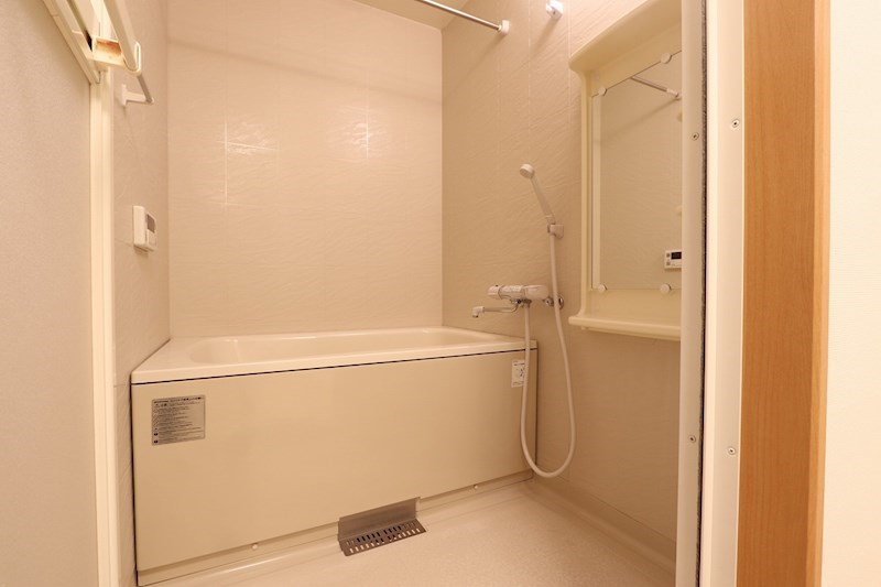 バス・シャワールーム　追焚風呂