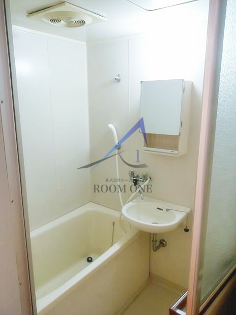 バス・シャワールーム　お風呂です。