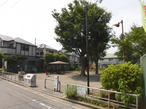 公園　南田中児童遊園（公園）まで250m