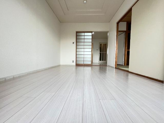 居室・リビング　洋室