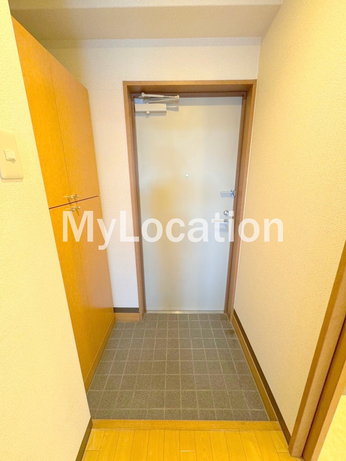 玄関　☆スッキリとした玄関です☆