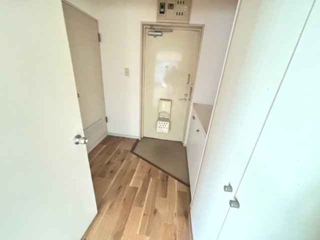 玄関　参考写真（別部屋）