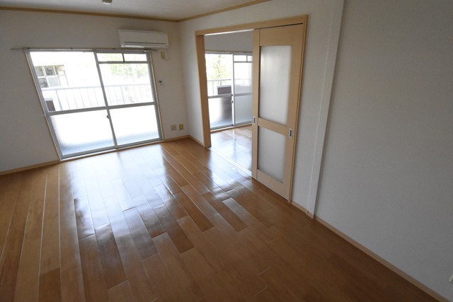 居室・リビング　広々12帖のLDKです♪