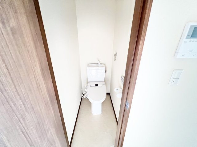 トイレ　※別部屋参考写真