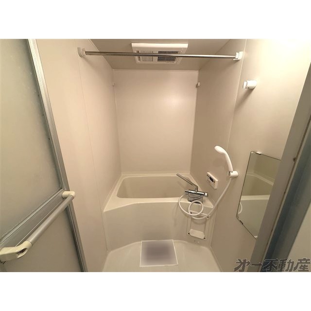 バス・シャワールーム　バスルーム