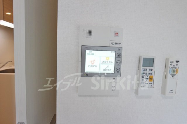 セキュリティ　モニター付きインターホン