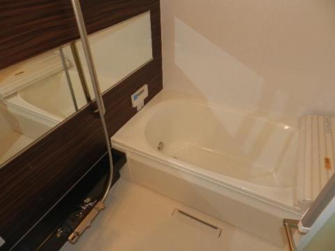 バス・シャワールーム　バス