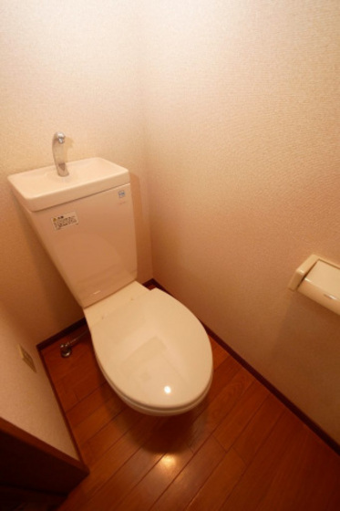 トイレ　※別部屋の写真です