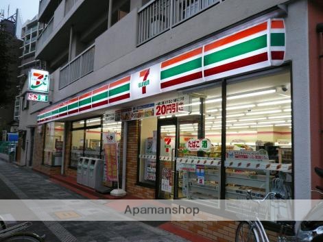 コンビニ　セブンイレブン（コンビニ）まで127m