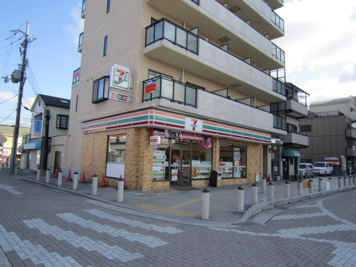 コンビニ　セブンイレブン　泉佐野日根野駅前店（コンビニ）まで450m