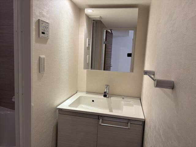 洗面設備　第１５宮廷マンション