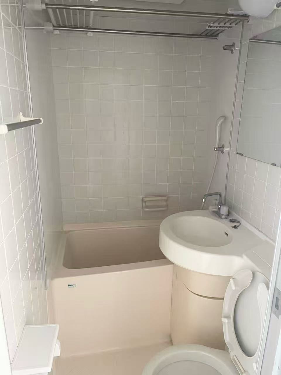 バス・シャワールーム　ゆったり過ごせるお風呂です