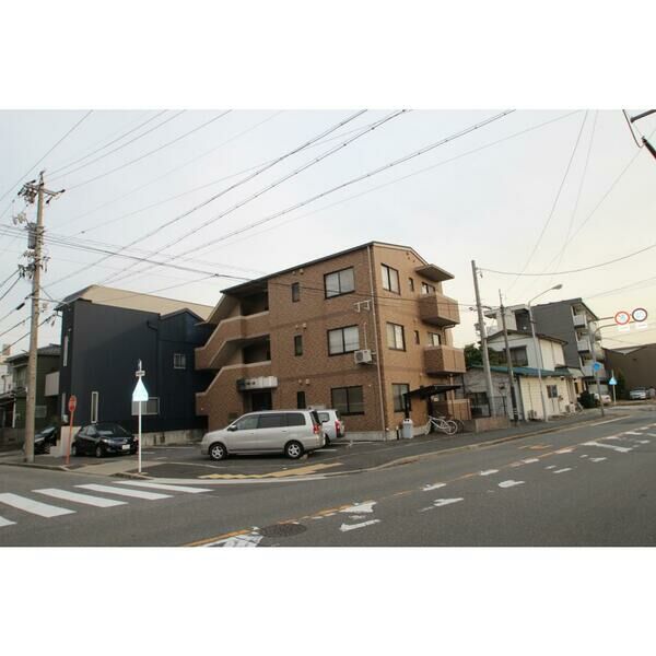 建物外観　物件外観