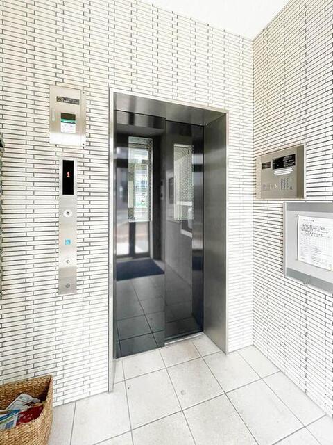 エントランス　エントランス内