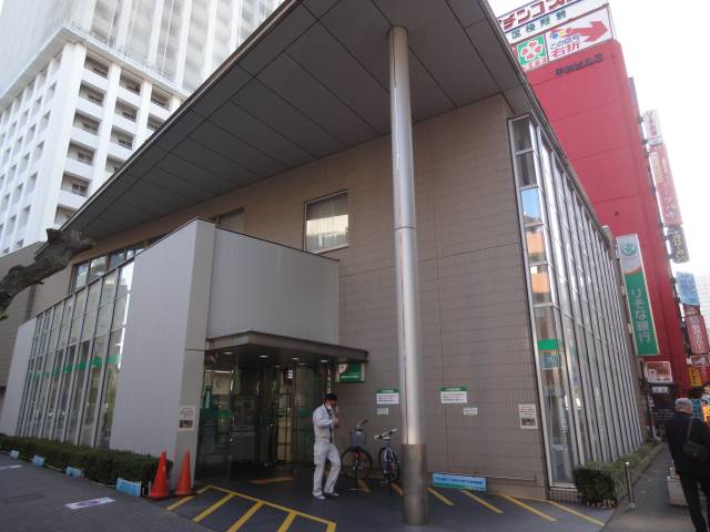 銀行　りそな銀行 練馬支店（銀行）まで895m