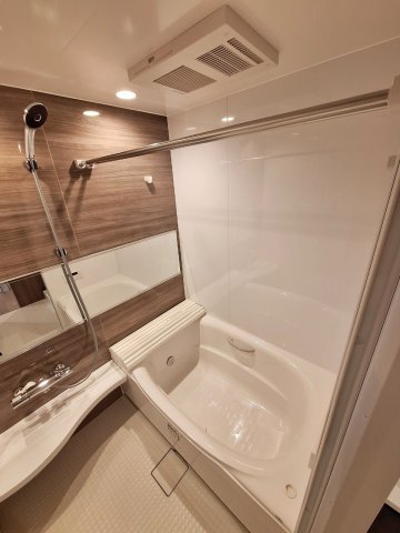 バス・シャワールーム　★追焚・暖房乾燥機付きバス★