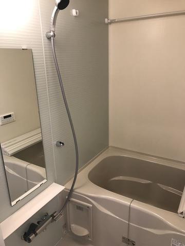 バス・シャワールーム　バスルーム