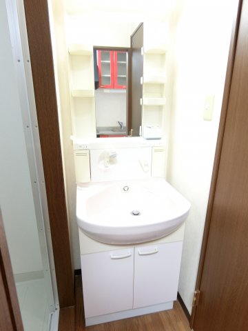 洗面設備　詳細は、RISUMO江坂本店→06-6155-7137まで♪