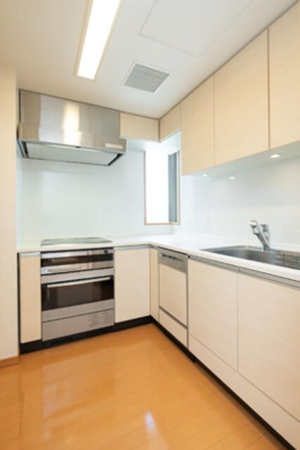 キッチン　※写真は同タイプ住戸です。