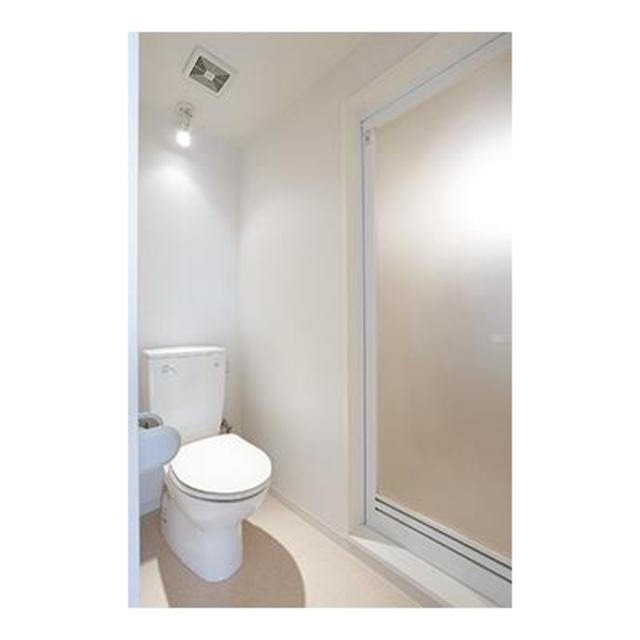 トイレ　※写真は同タイプ住戸です。