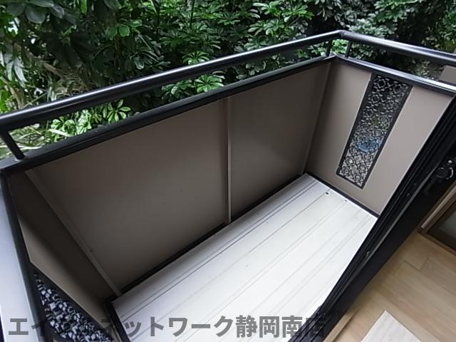 バルコニー　バルコニーがあります