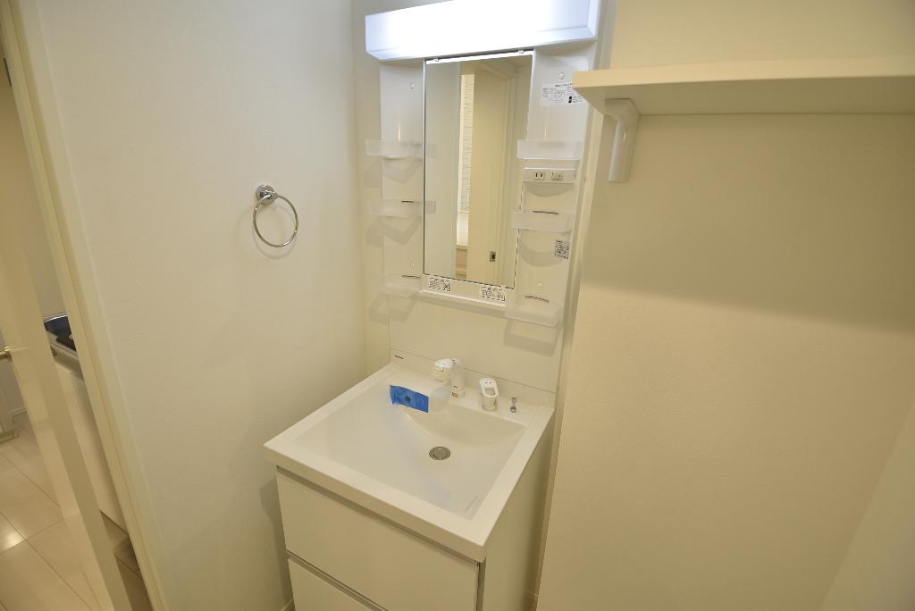 洗面設備　洗髪洗面化粧台