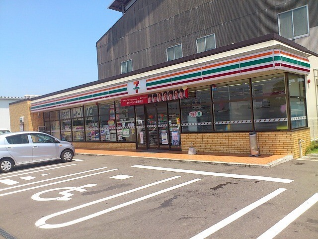コンビニ　セブンイレブン宮崎吉村町店（コンビニ）まで500m