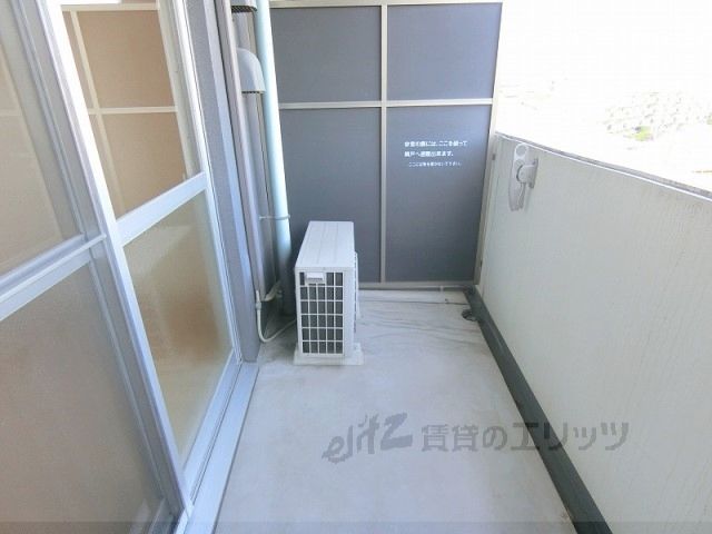 バルコニー　ベランダ