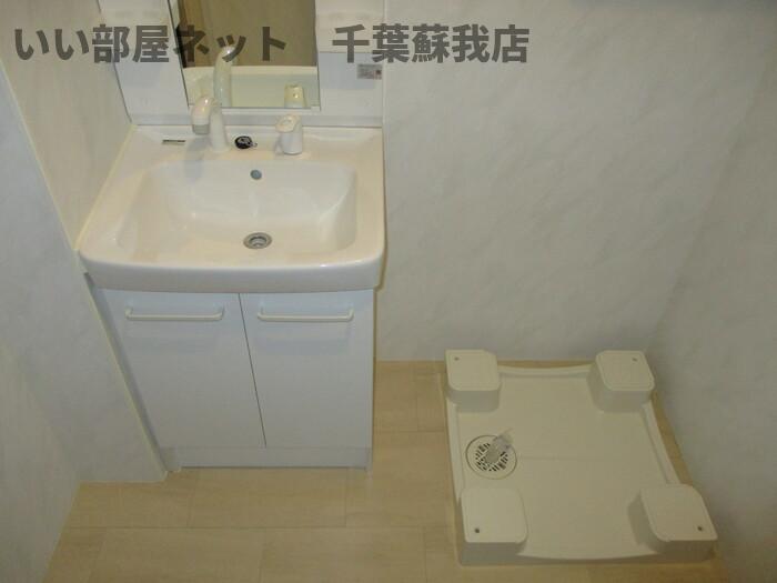 洗面設備　脱衣スペースもあります