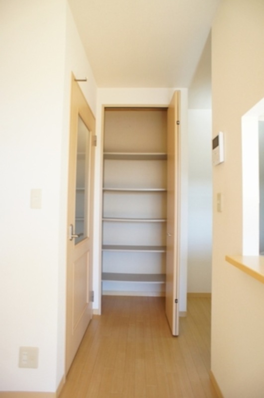 収納　図面と現状に相違がある場合には現状を優先