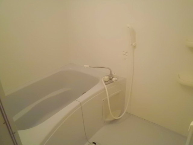 バス・シャワールーム　一日の疲れを癒す追焚機能付きバスルーム