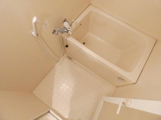 バス・シャワールーム　綺麗なお風呂です。