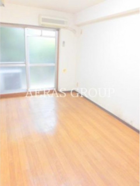 居室・リビング　こちらのリビングで趣味の時間をお楽しみください