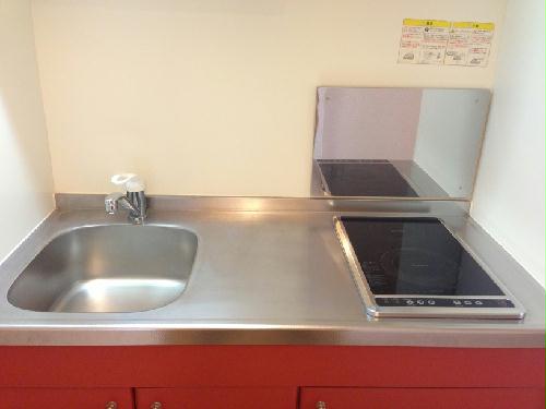 キッチン　コンロの仕様が異なる場合があります