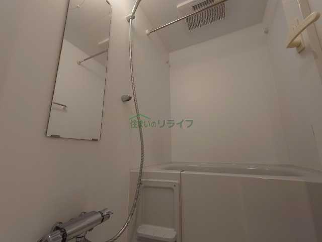 バス・シャワールーム　別部屋参考写真