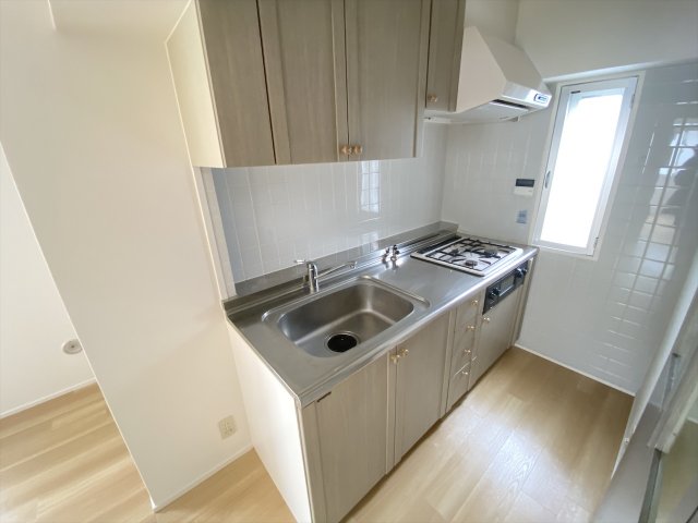 キッチン　キッチンに窓があります