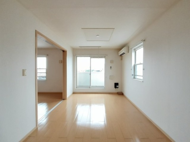 居室・リビング　図面と現状に相違がある場合には現状を優先