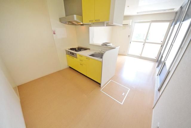 その他部屋・スペース　★キッチン裏も広くて食器棚等も起きやすい★