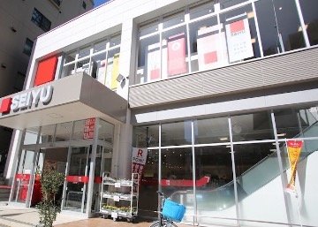 スーパー　西友高田馬場店（スーパー）まで60m