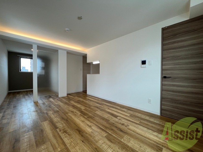 居室・リビング　広々としたリビングですね。使い勝手がよさそうですね！