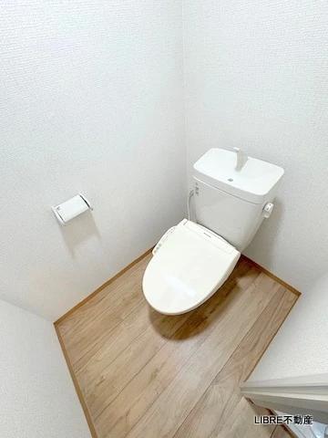 トイレ　ウォシュレット完備